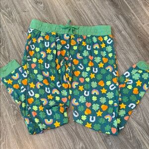 Women’s small LIKE NEW Little Sleepies Green Lucky Charms Pj Bottoms St Patties